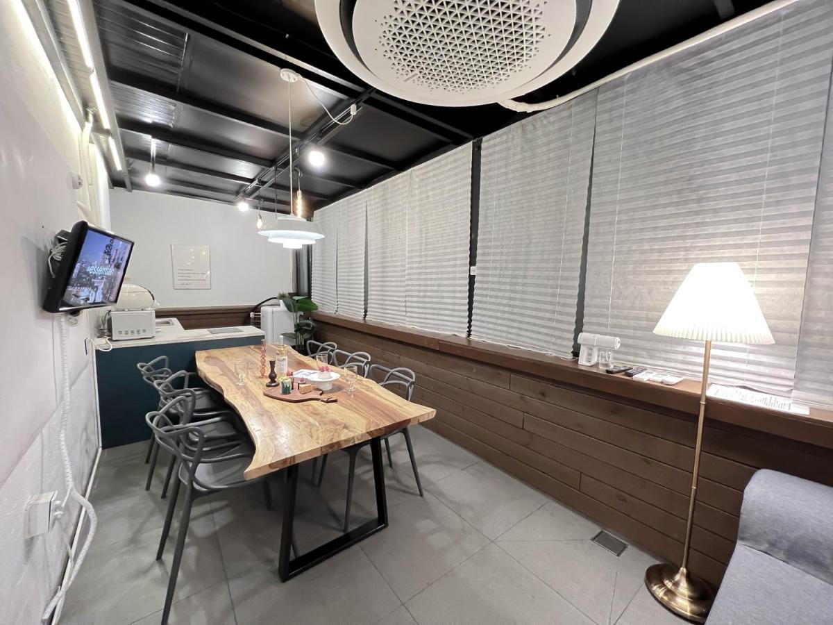 Dada Stay Hongdae Seoul Exterior photo