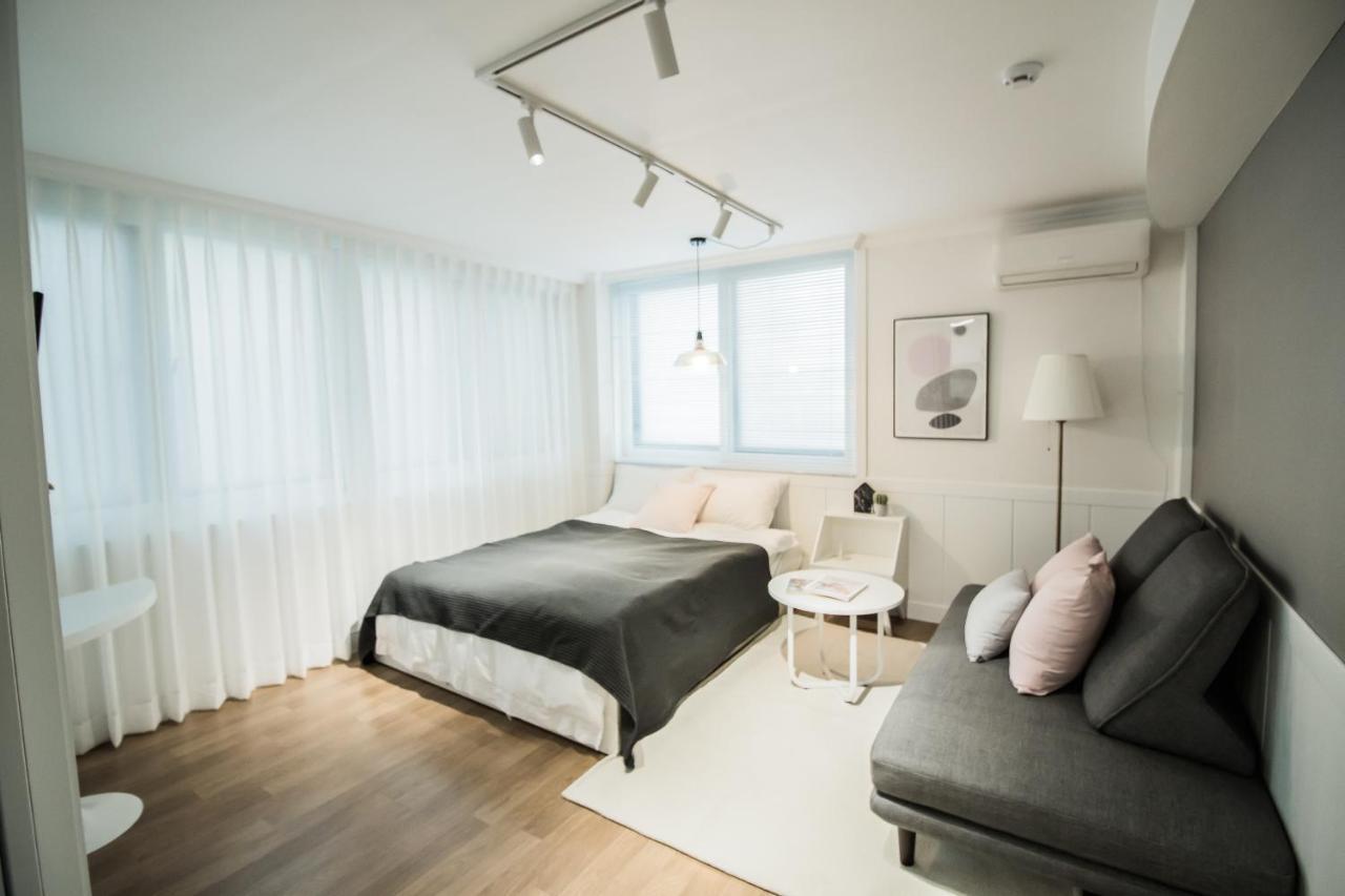 Dada Stay Hongdae Seoul Exterior photo